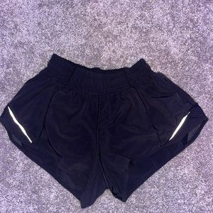 Lululemon Hotty Hot Black Shorts